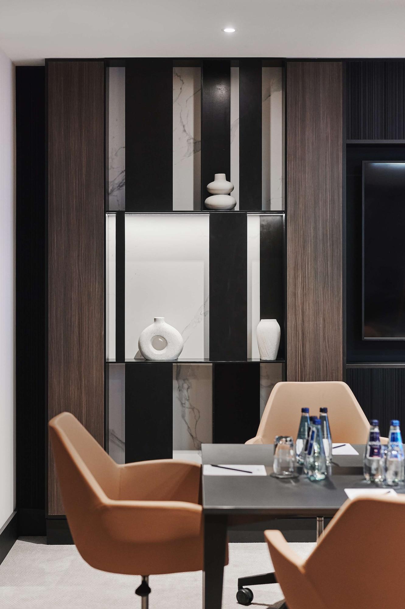 Executive Room City Center View Lounge Access